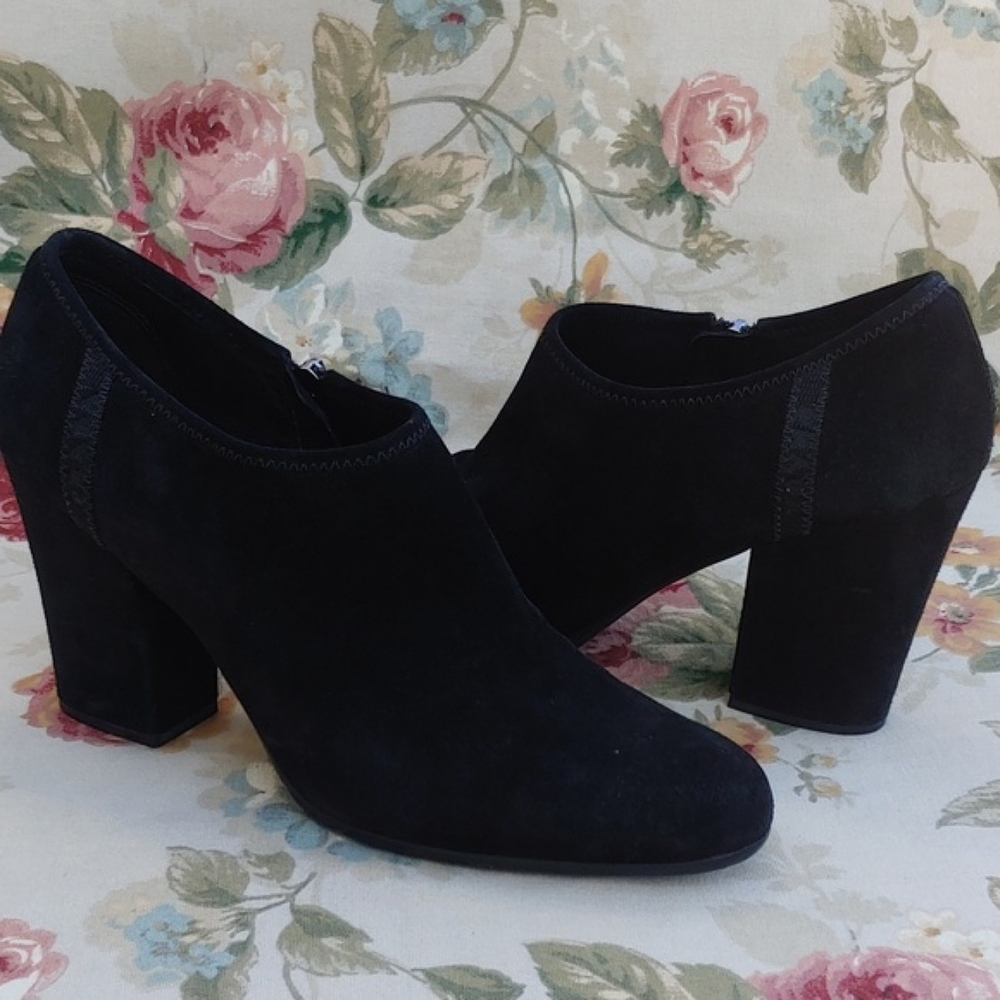 PRADA Black Suede Block Heel Ankle Booties Women's Size US 9 EURO 40 - Picture 12 of 17